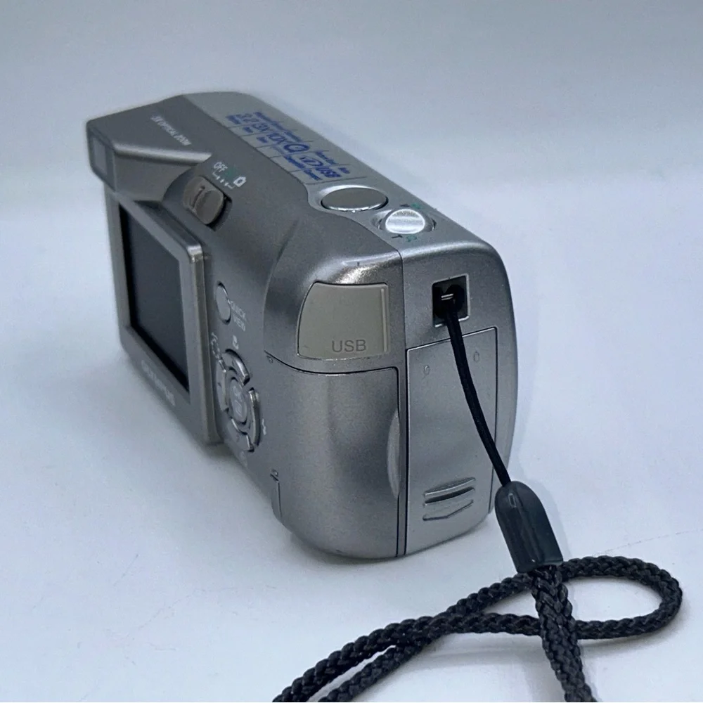 Olympus Camedia D-540 Digital Camera